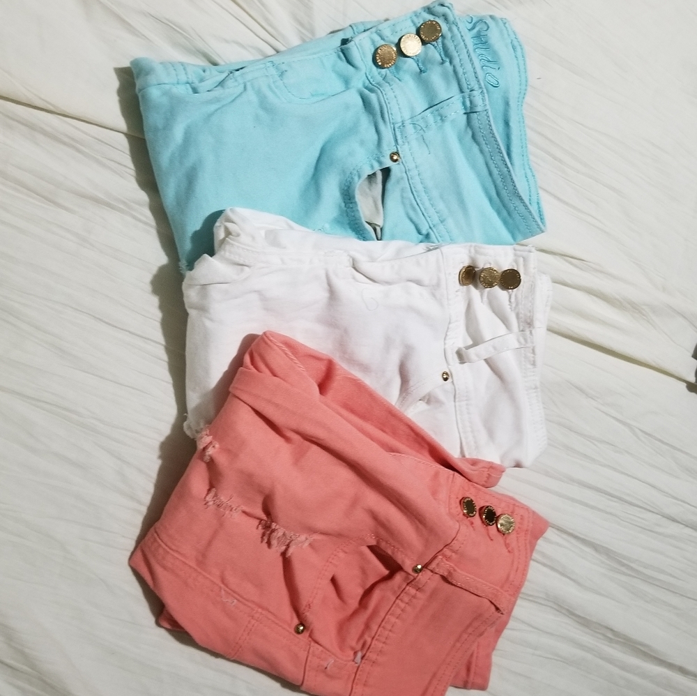 Shorts - Picture 4 of 4